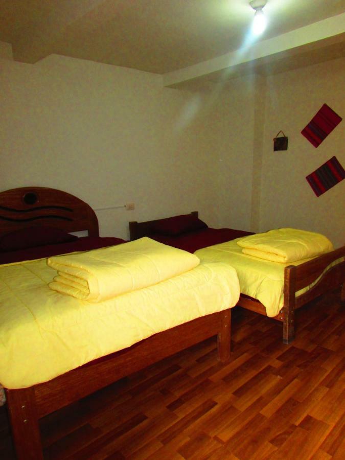 The Grasshopper Hostels Av Alta Cusco Exterior photo