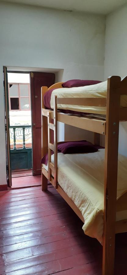 The Grasshopper Hostels Av Alta Cusco Exterior photo