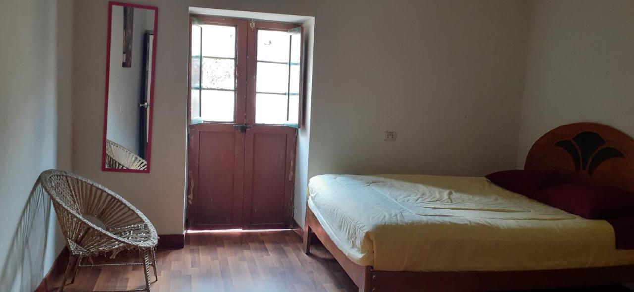 The Grasshopper Hostels Av Alta Cusco Exterior photo
